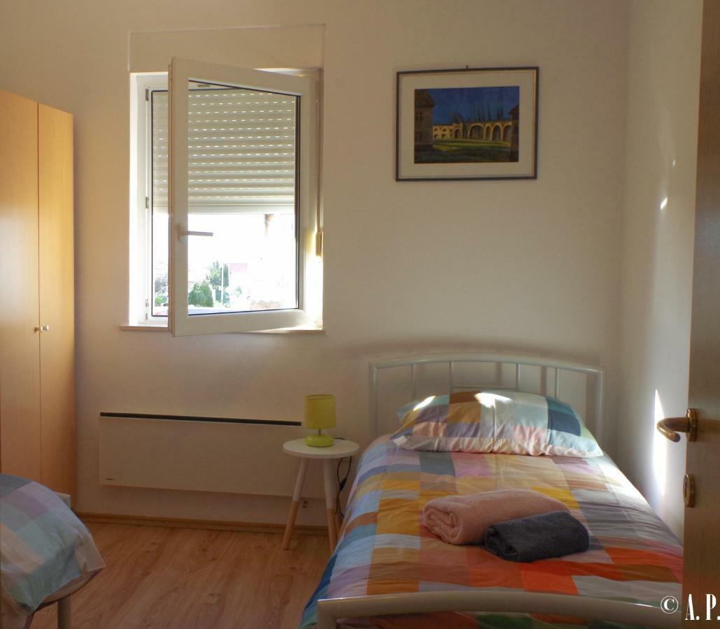 Sandra Apartments Konavle Exterior photo