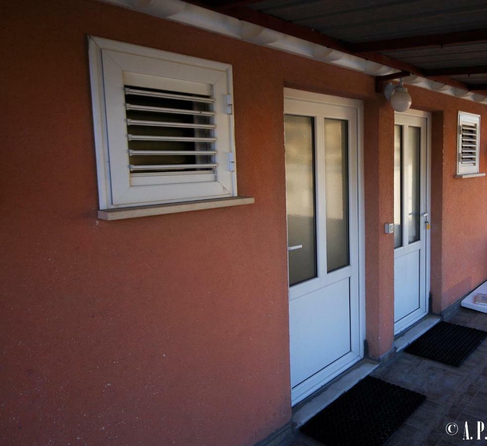 Sandra Apartments Konavle Exterior photo