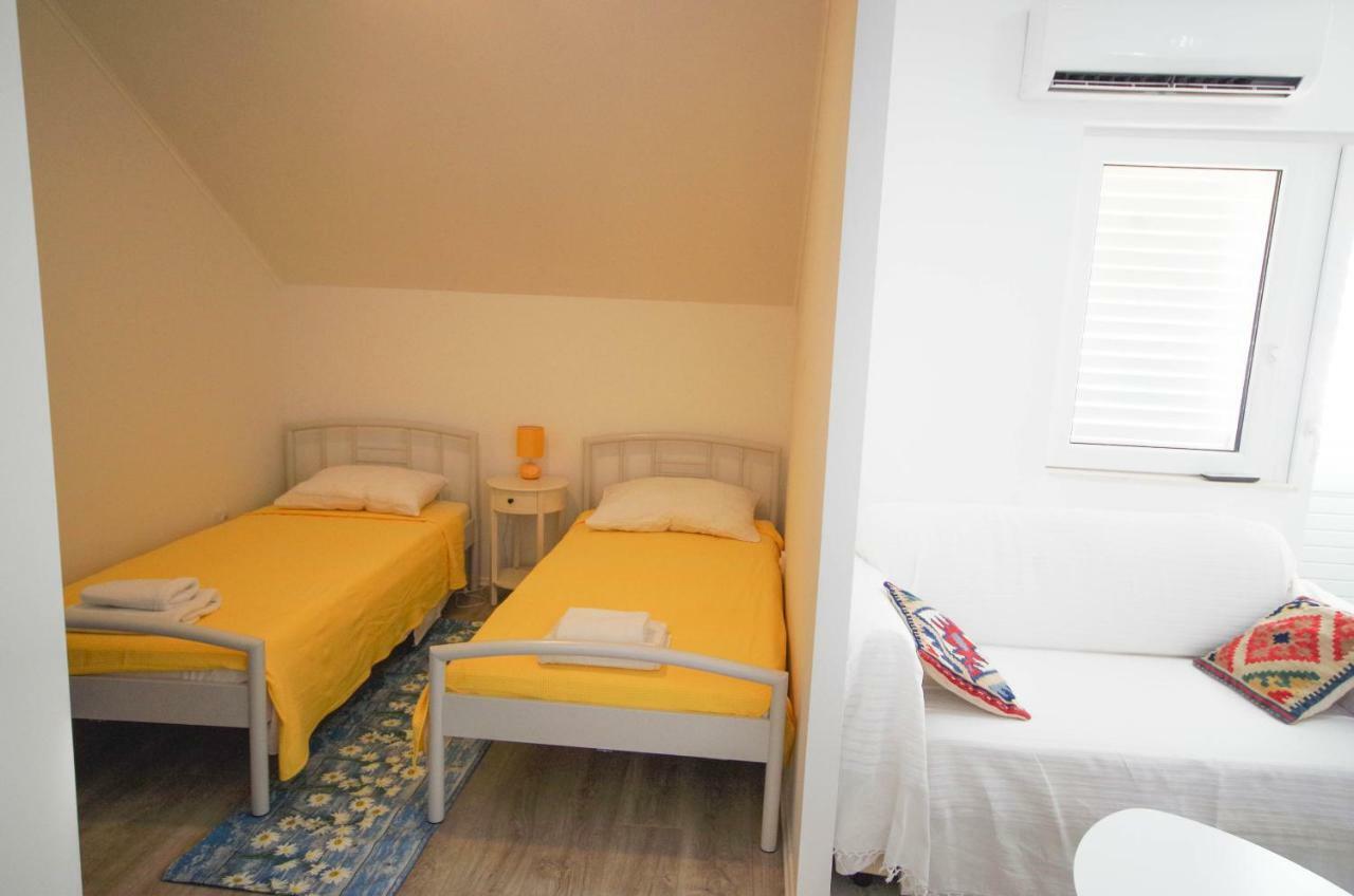 Sandra Apartments Konavle Exterior photo