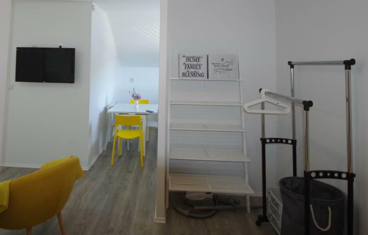 Sandra Apartments Konavle Exterior photo
